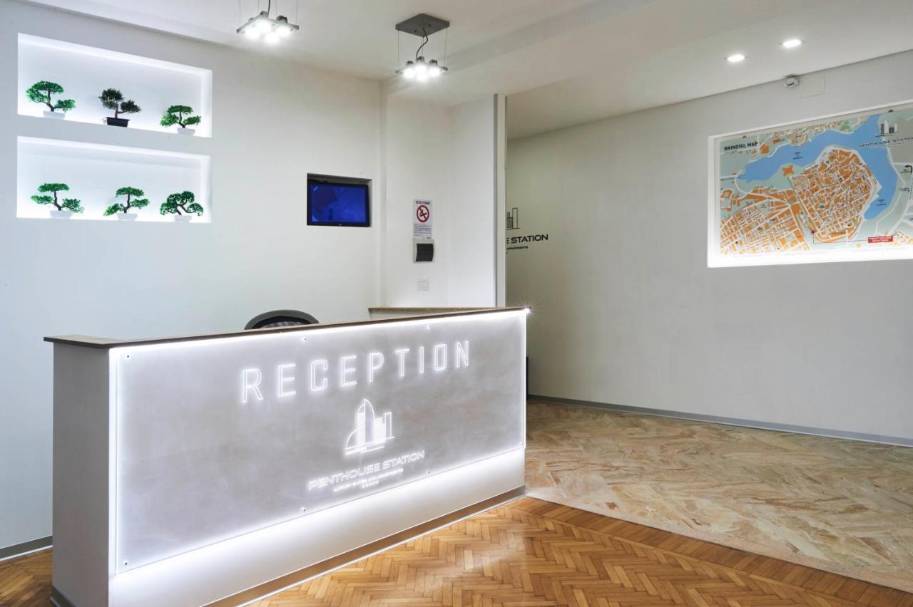 Penthouse Station Luxury Suites & Apartment برينديسي المظهر الخارجي الصورة