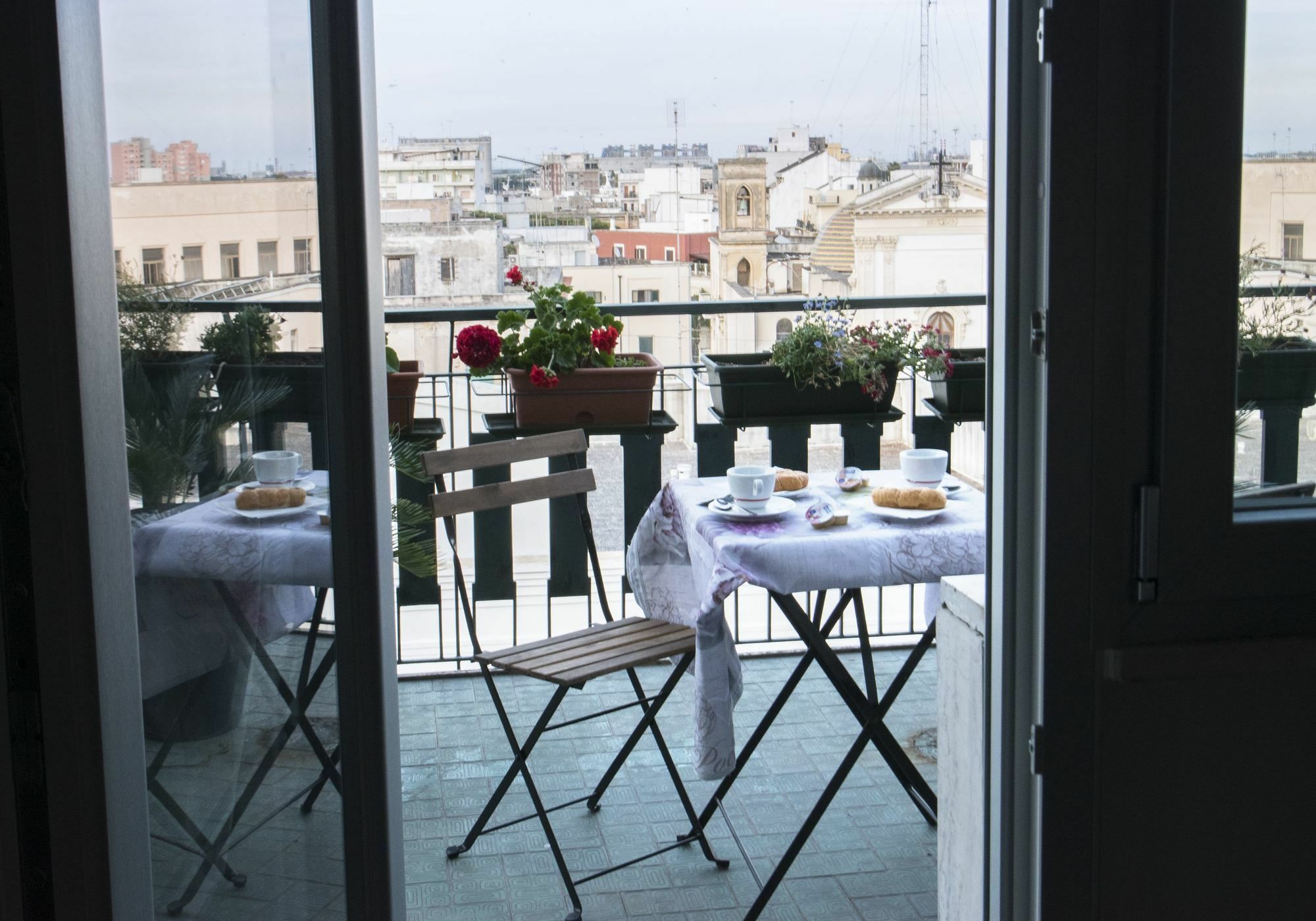 Penthouse Station Luxury Suites & Apartment برينديسي المظهر الخارجي الصورة