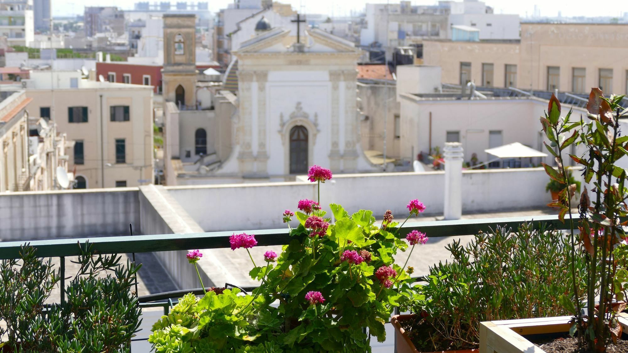 Penthouse Station Luxury Suites & Apartment برينديسي المظهر الخارجي الصورة
